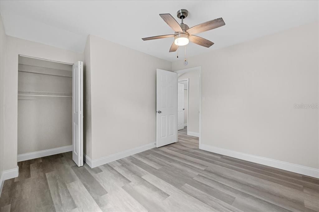 待售: $350,000 (3 贝兹, 2 浴室, 1280 平方英尺)