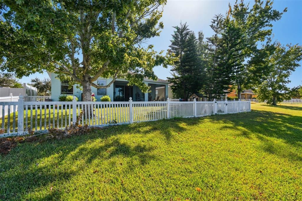 На продажу: $379,000 (4 спален, 2 ванн, 2045 Квадратных фут)