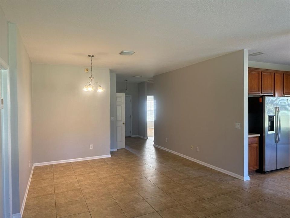 For Rent: $2,395 (3 beds, 2 baths, 1516 Square Feet)