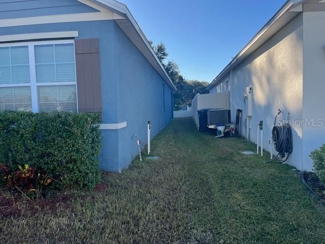 待售: $259,900 (3 贝兹, 2 浴室, 1697 平方英尺)