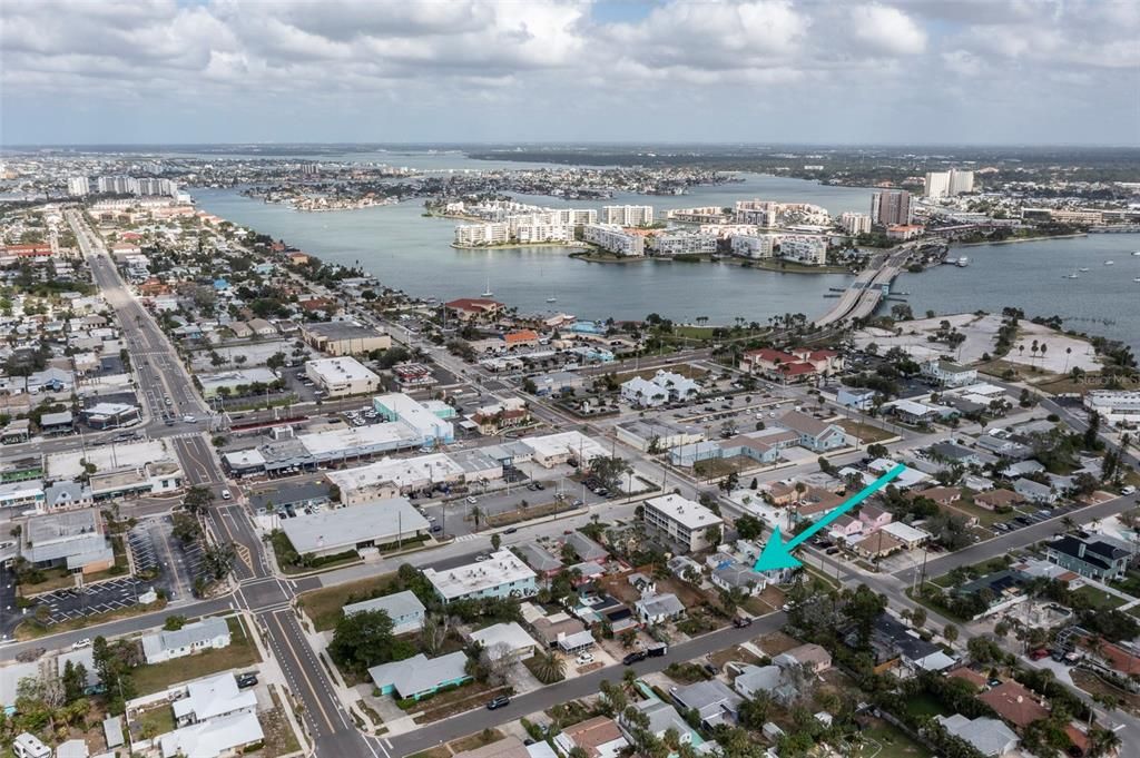 待售: $500,000 (0.19 acres)