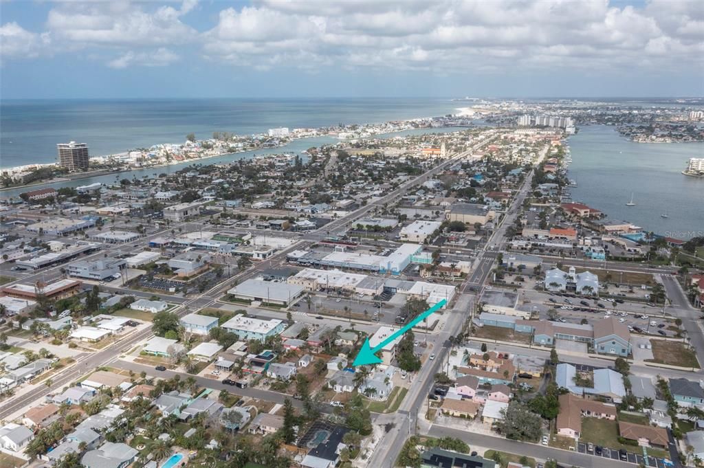 待售: $500,000 (0.19 acres)