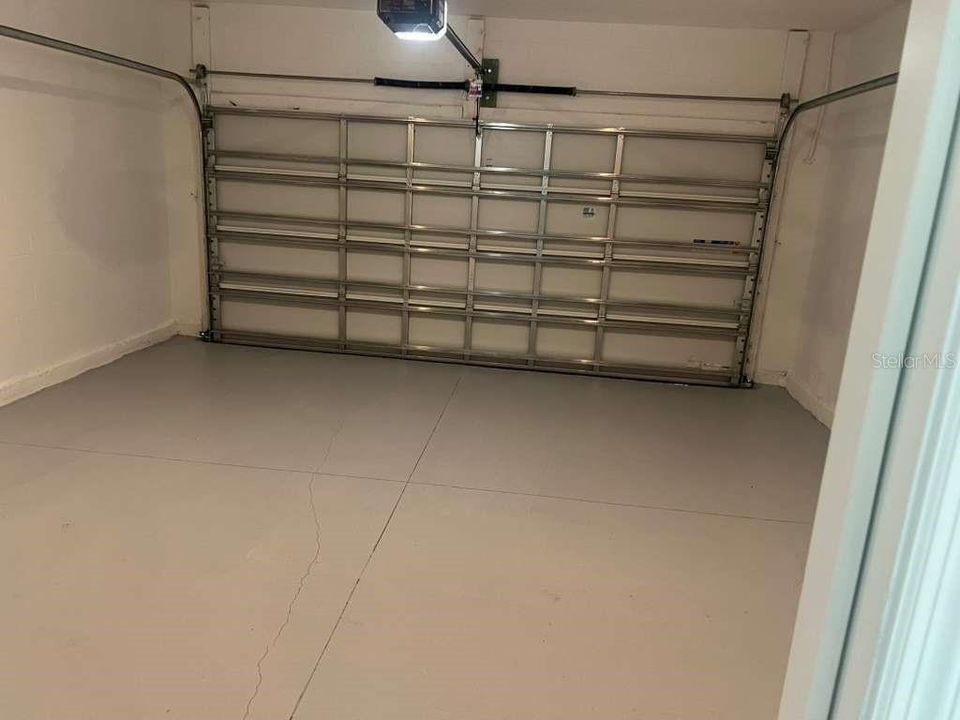 出租: $2,800 (4 贝兹, 3 浴室, 1954 平方英尺)