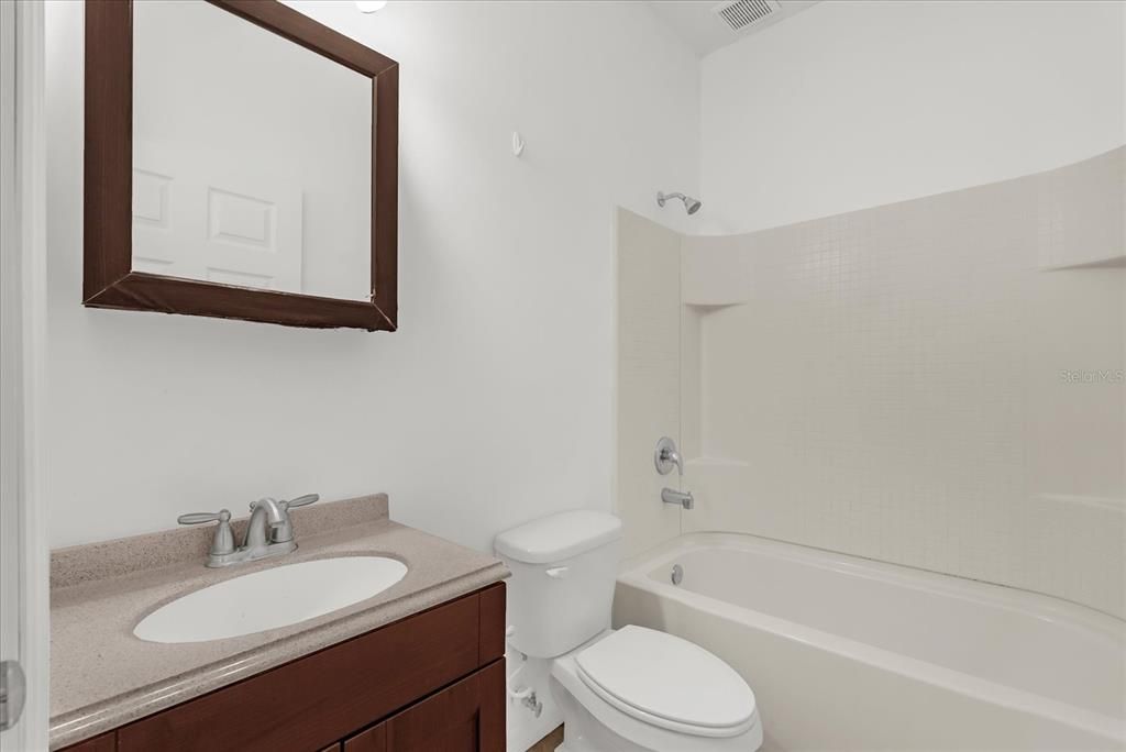 出租: $2,700 (4 贝兹, 3 浴室, 2146 平方英尺)