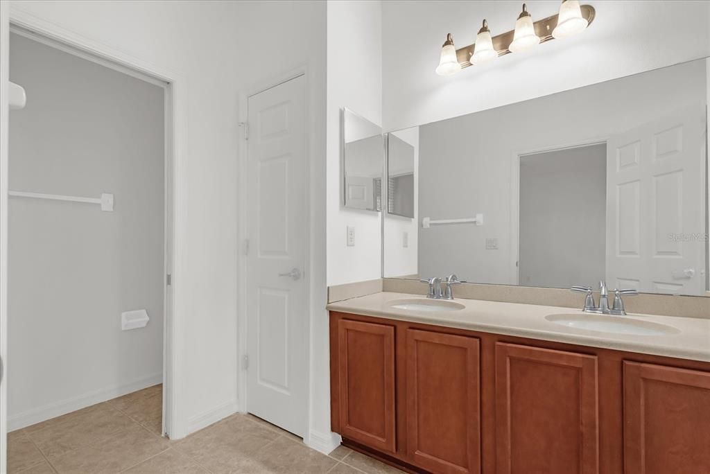 出租: $2,700 (4 贝兹, 3 浴室, 2146 平方英尺)