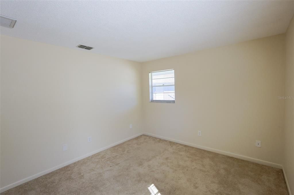 出租: $1,800 (2 贝兹, 2 浴室, 1049 平方英尺)