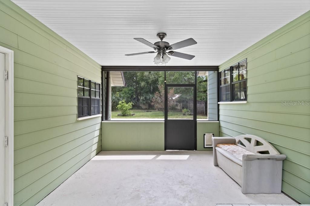 For Sale: $524,000 (3 beds, 3 baths, 2682 Square Feet)