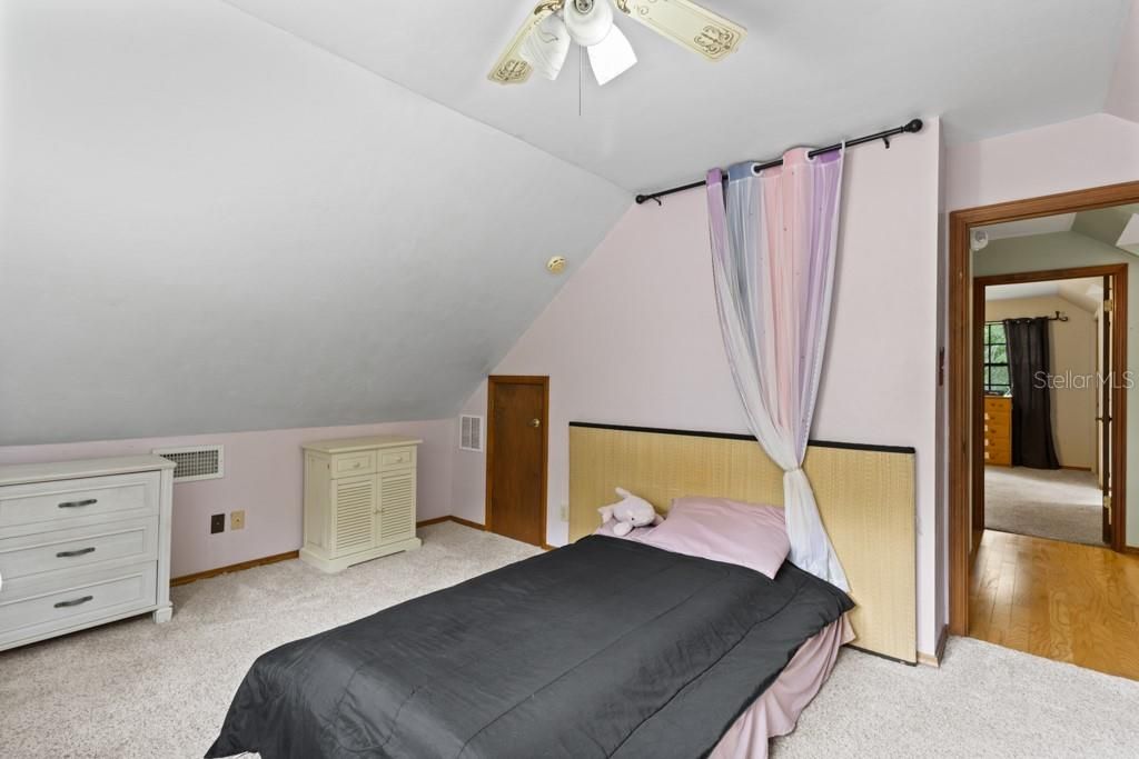 For Sale: $524,000 (3 beds, 3 baths, 2682 Square Feet)