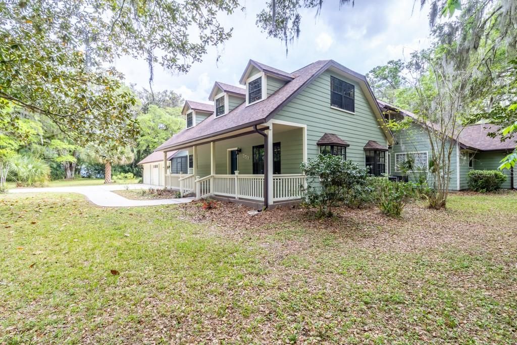 For Sale: $524,000 (3 beds, 3 baths, 2682 Square Feet)