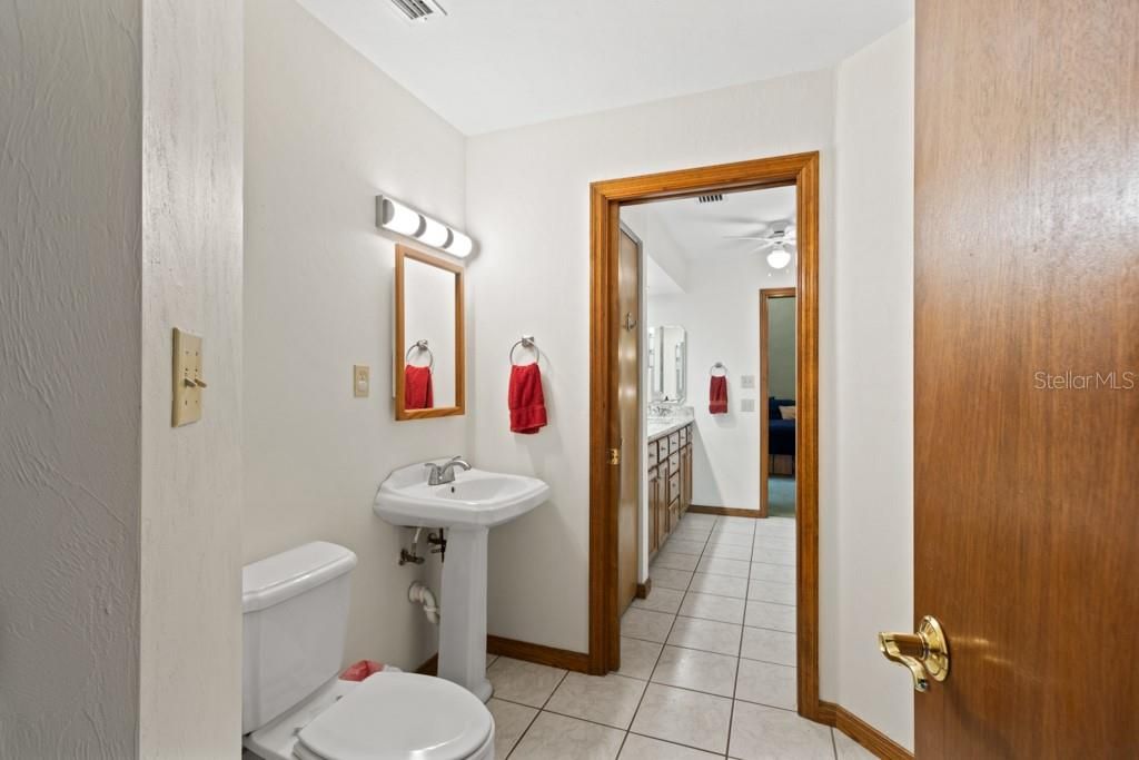 For Sale: $524,000 (3 beds, 3 baths, 2682 Square Feet)