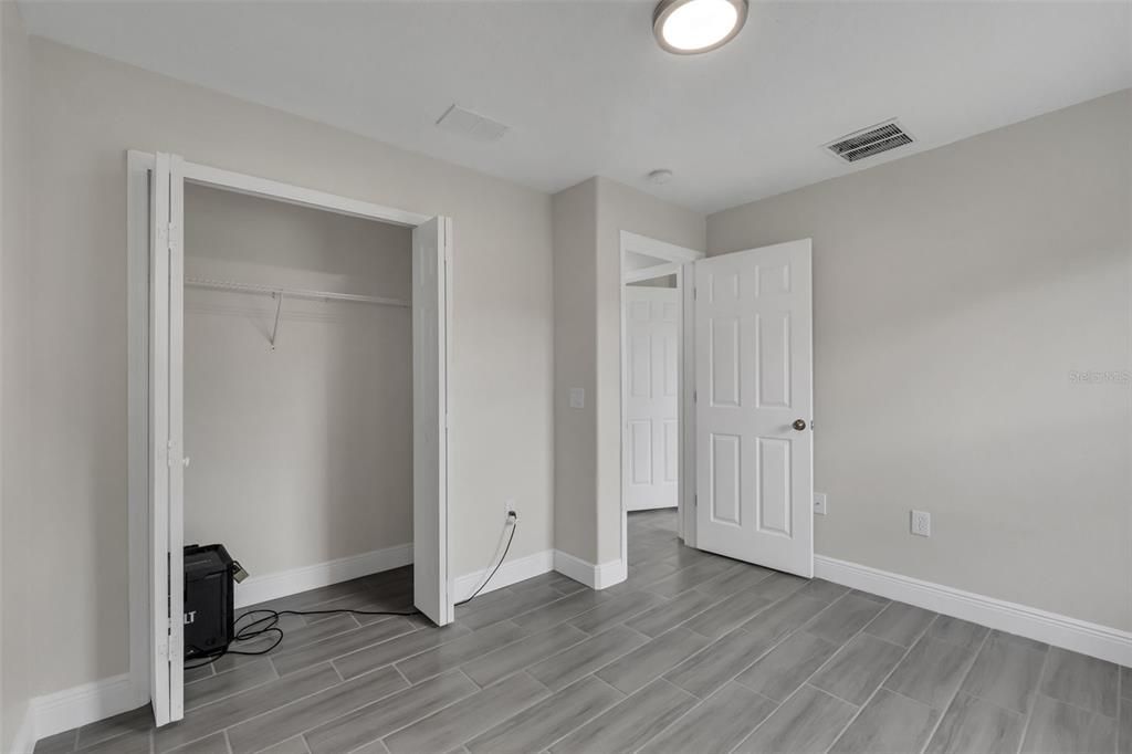 На продажу: $289,000 (3 спален, 2 ванн, 1764 Квадратных фут)