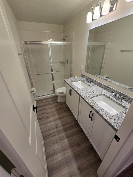 В аренду: $2,300 (3 спален, 2 ванн, 1557 Квадратных фут)