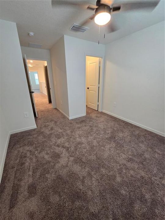 В аренду: $2,300 (3 спален, 2 ванн, 1557 Квадратных фут)