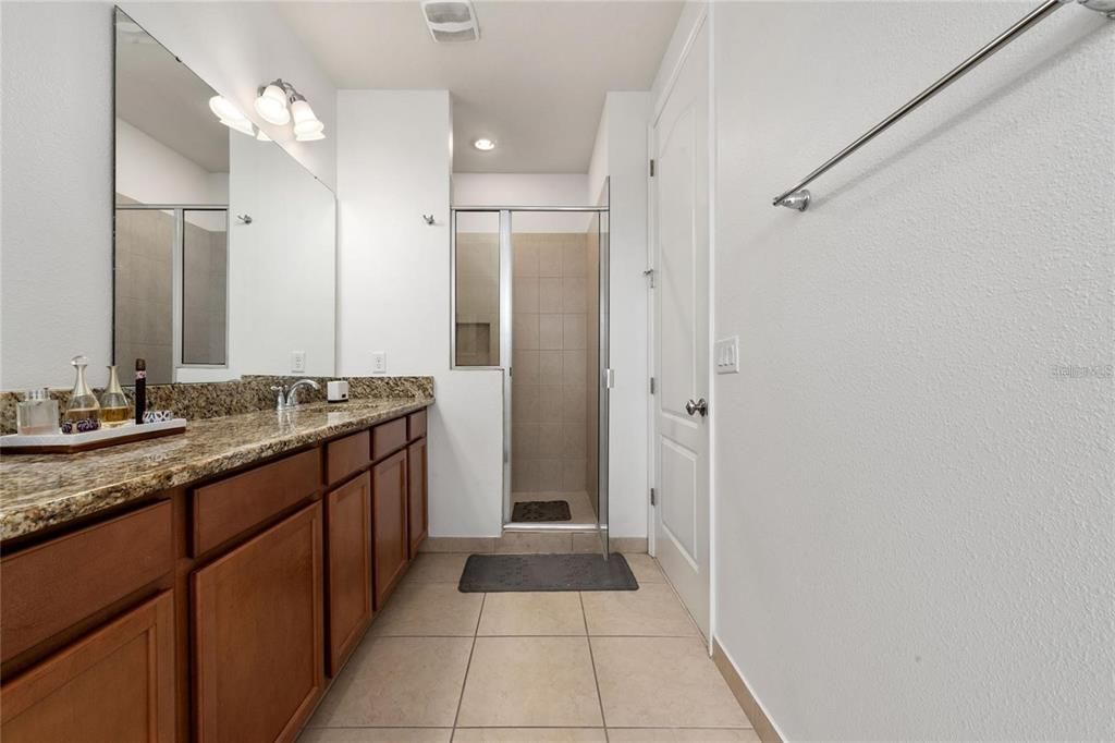 待售: $420,000 (3 贝兹, 2 浴室, 1641 平方英尺)