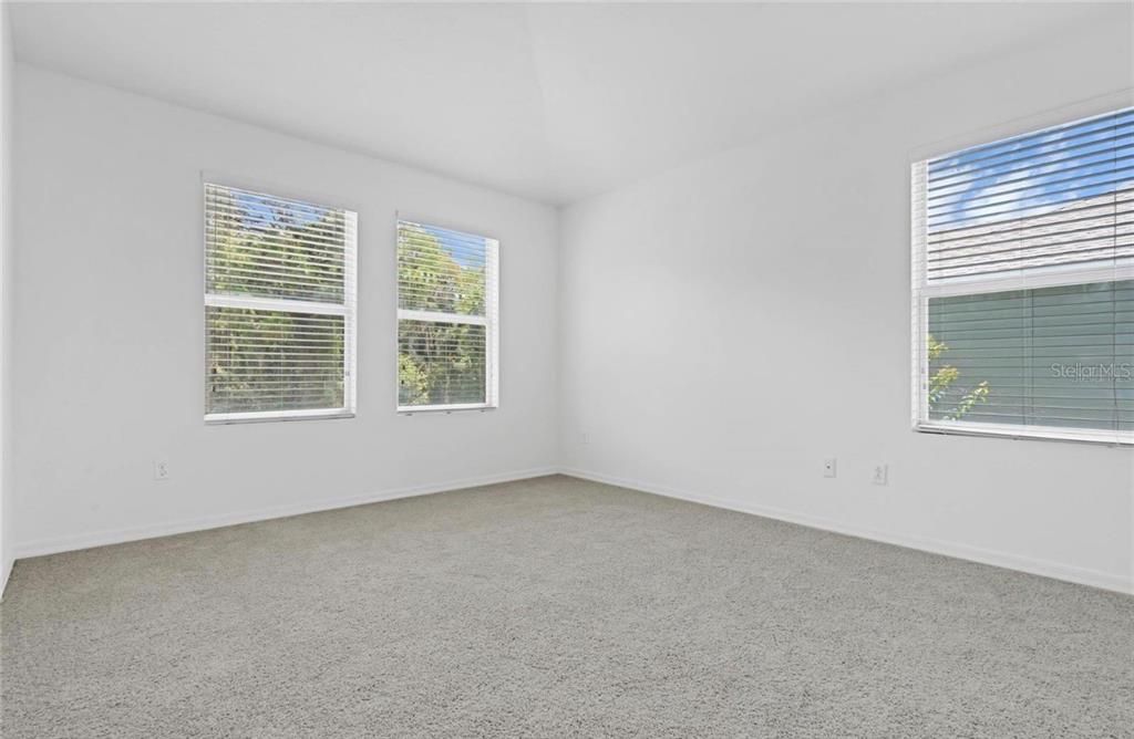 出租: $2,200 (2 贝兹, 2 浴室, 1305 平方英尺)