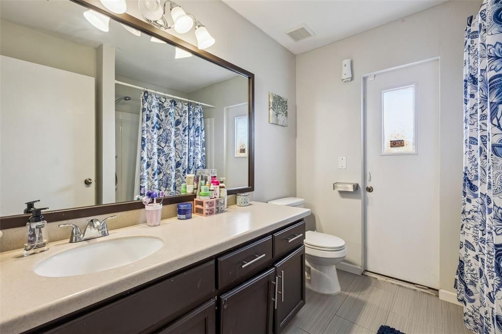 For Sale: $360,000 (4 beds, 2 baths, 1644 Square Feet)