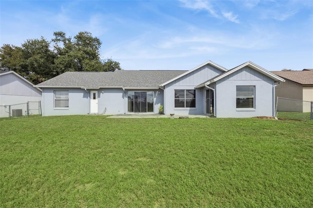 For Sale: $360,000 (4 beds, 2 baths, 1644 Square Feet)