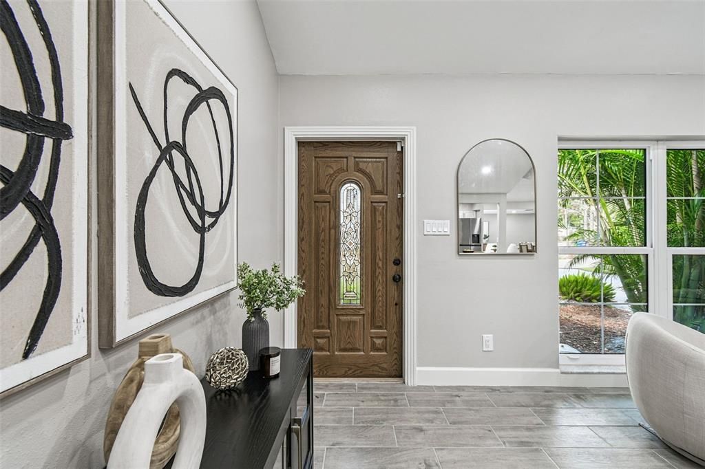 For Sale: $895,000 (3 beds, 3 baths, 1984 Square Feet)