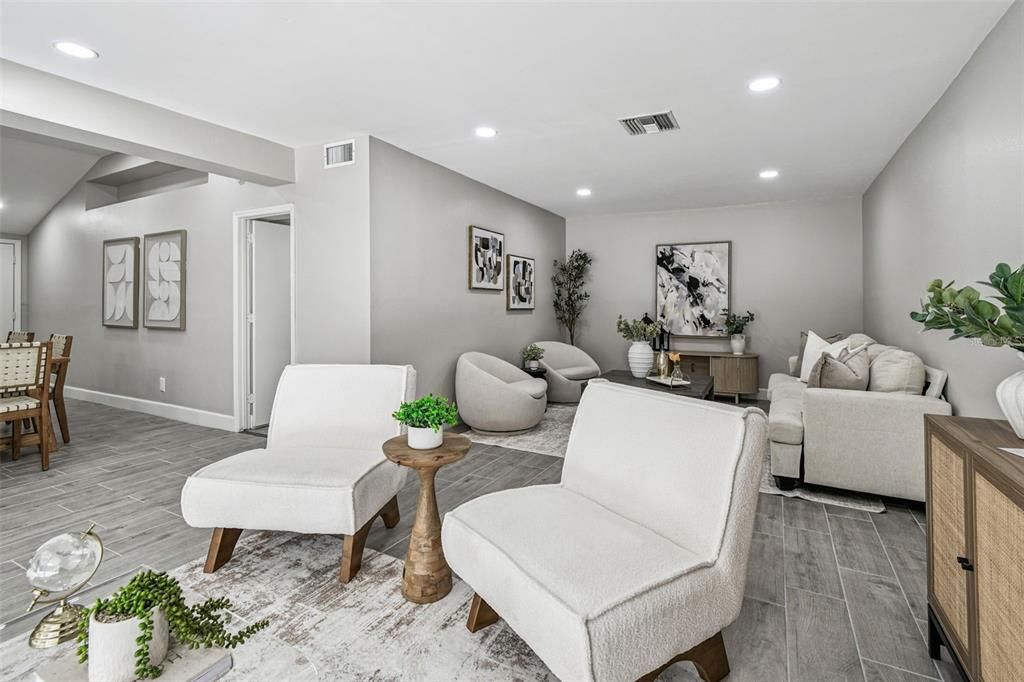 For Sale: $895,000 (3 beds, 3 baths, 1984 Square Feet)