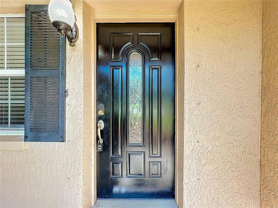 For Sale: $325,000 (3 beds, 2 baths, 1596 Square Feet)