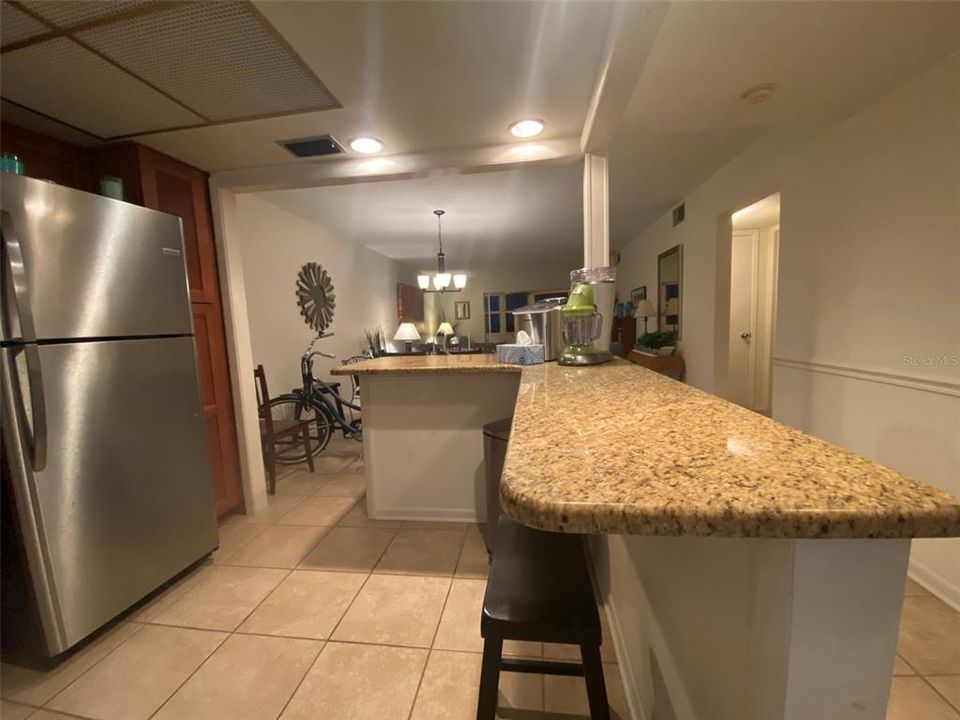For Rent: $2,500 (2 beds, 2 baths, 1350 Square Feet)