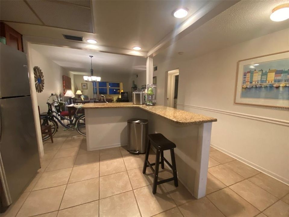 For Rent: $2,500 (2 beds, 2 baths, 1350 Square Feet)