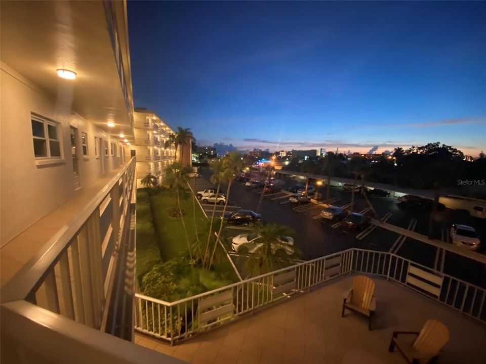 For Rent: $2,500 (2 beds, 2 baths, 1350 Square Feet)