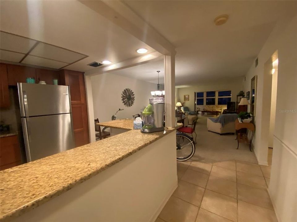 For Rent: $2,500 (2 beds, 2 baths, 1350 Square Feet)