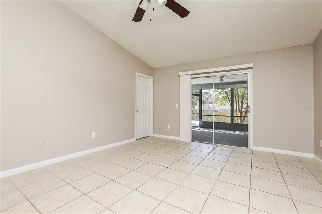 出租: $1,780 (3 贝兹, 2 浴室, 1264 平方英尺)