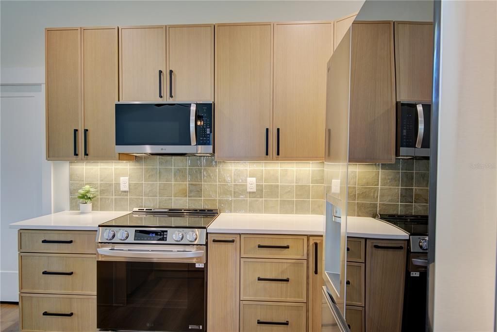 Active With Contract: $634,900 (4 beds, 3 baths, 2052 Square Feet)