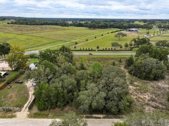 待售: $79,000 (0.93 acres)