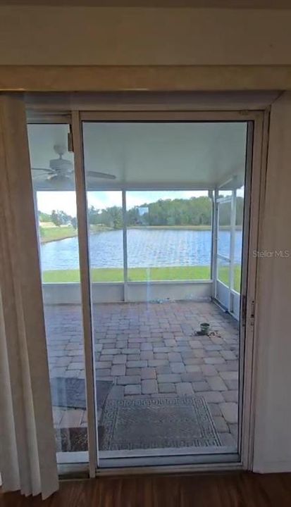 For Rent: $2,400 (3 beds, 2 baths, 1455 Square Feet)