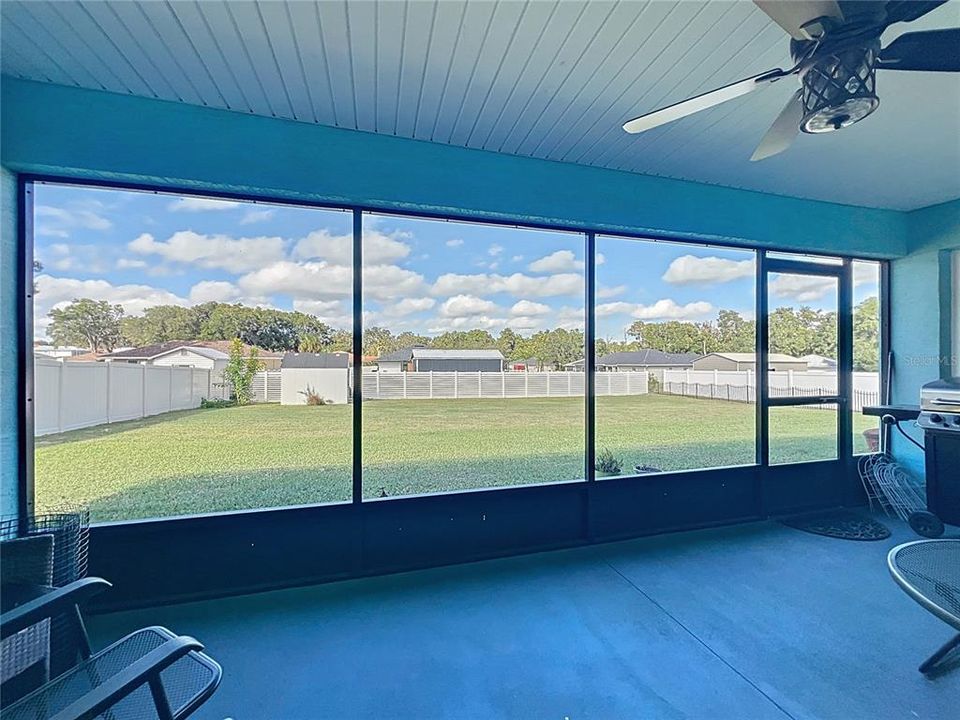 待售: $285,000 (3 贝兹, 2 浴室, 1496 平方英尺)