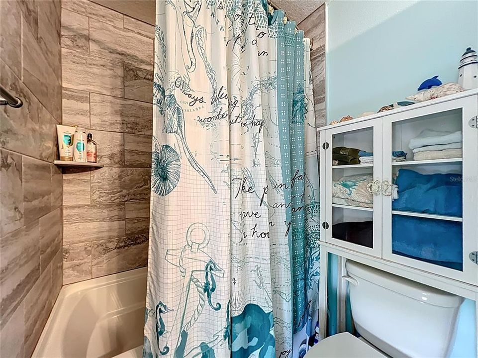 待售: $285,000 (3 贝兹, 2 浴室, 1496 平方英尺)