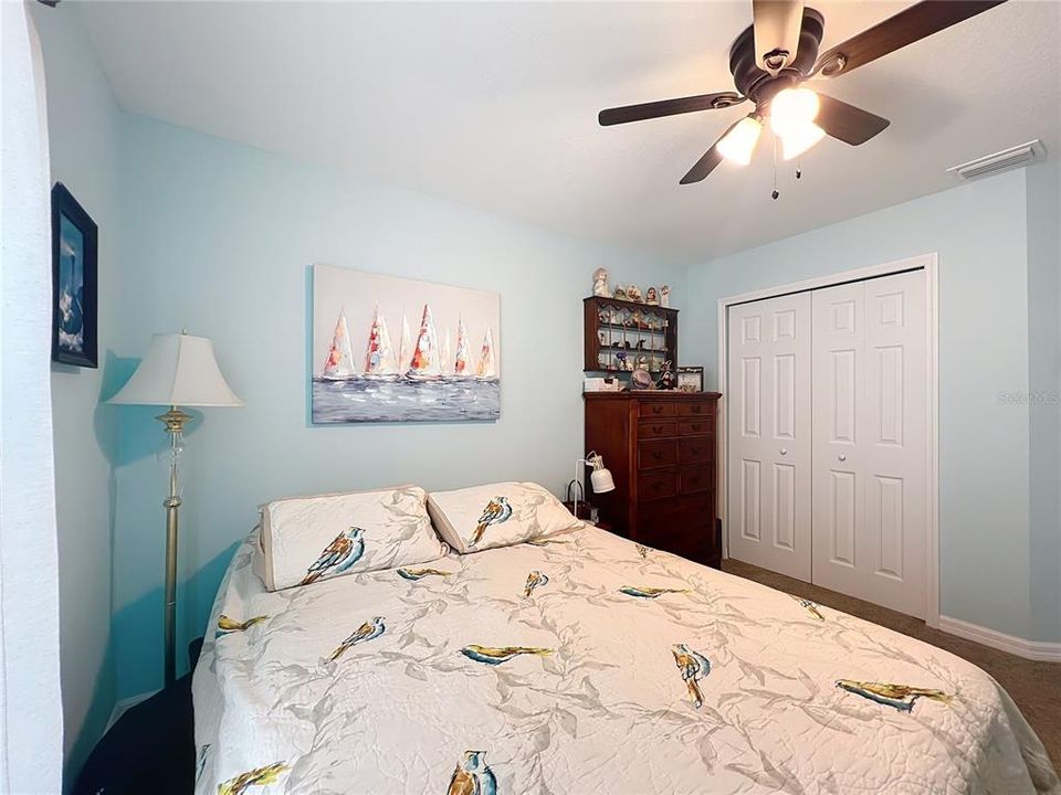 待售: $285,000 (3 贝兹, 2 浴室, 1496 平方英尺)