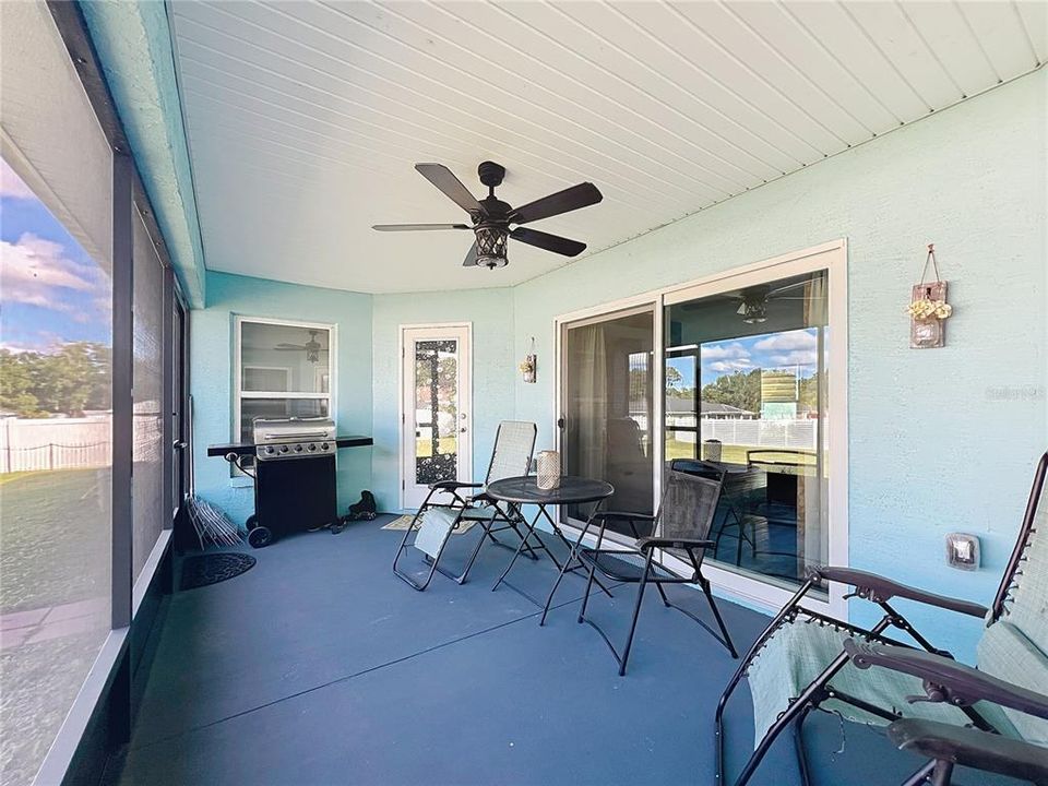 待售: $285,000 (3 贝兹, 2 浴室, 1496 平方英尺)