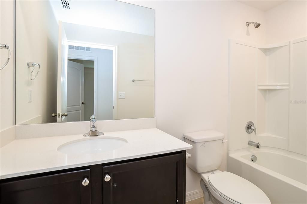 For Rent: $2,185 (4 beds, 2 baths, 1851 Square Feet)