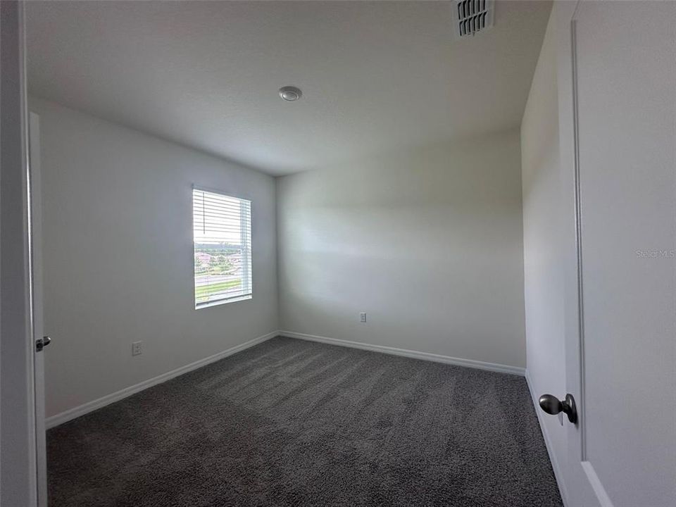 For Rent: $2,650 (5 beds, 3 baths, 2447 Square Feet)