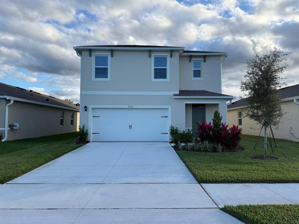 For Rent: $2,650 (5 beds, 3 baths, 2447 Square Feet)