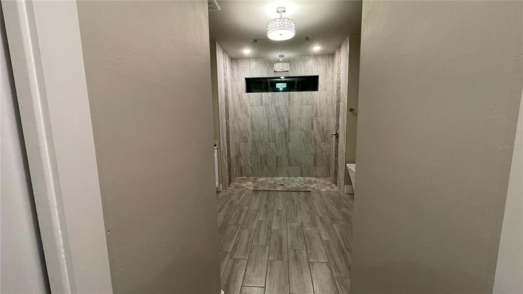 В аренду: $2,600 (4 спален, 2 ванн, 1822 Квадратных фут)