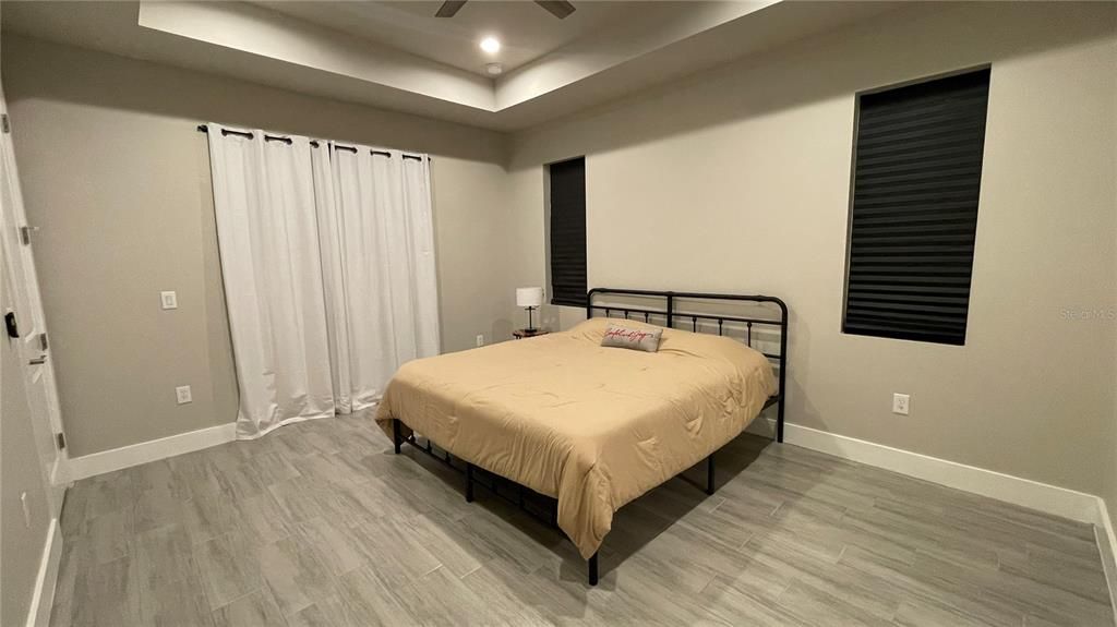 В аренду: $2,600 (4 спален, 2 ванн, 1822 Квадратных фут)