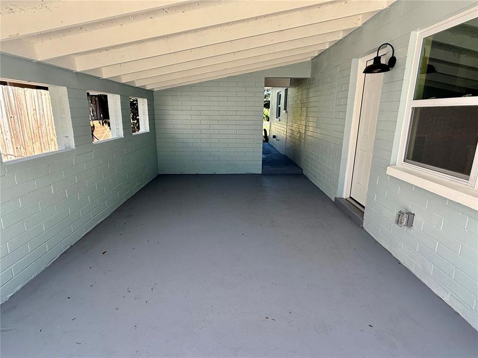 For Sale: $270,000 (3 beds, 2 baths, 1092 Square Feet)