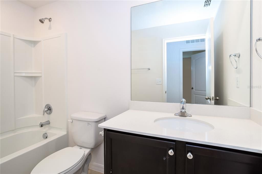 En Renta: $2,170 (4 camas, 2 baños, 1842 Pies cuadrados)