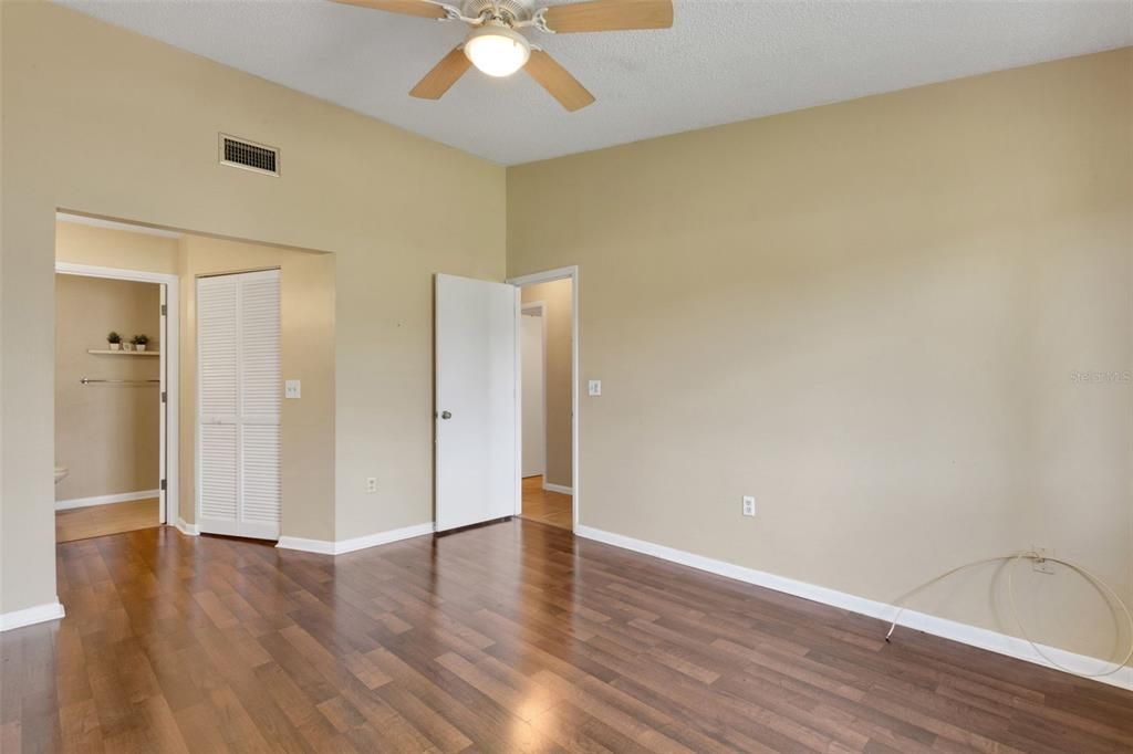 En Venta: $235,000 (2 camas, 2 baños, 1235 Pies cuadrados)