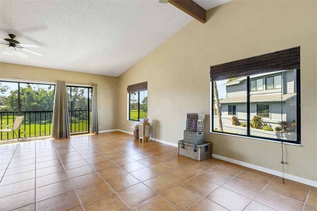 En Venta: $235,000 (2 camas, 2 baños, 1235 Pies cuadrados)