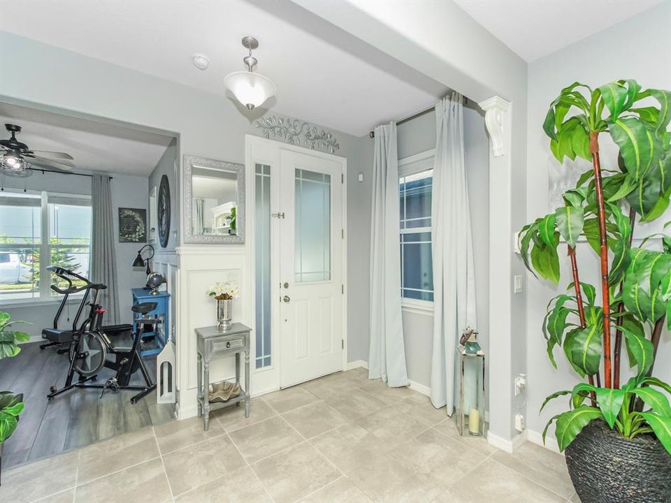 待售: $525,000 (4 贝兹, 2 浴室, 2280 平方英尺)