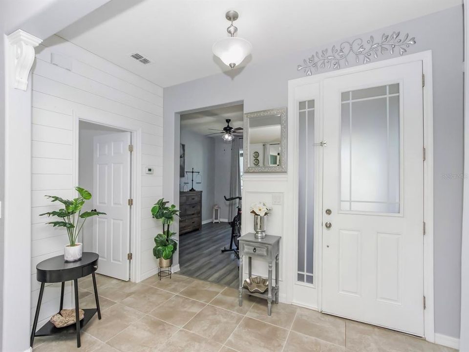 待售: $525,000 (4 贝兹, 2 浴室, 2280 平方英尺)