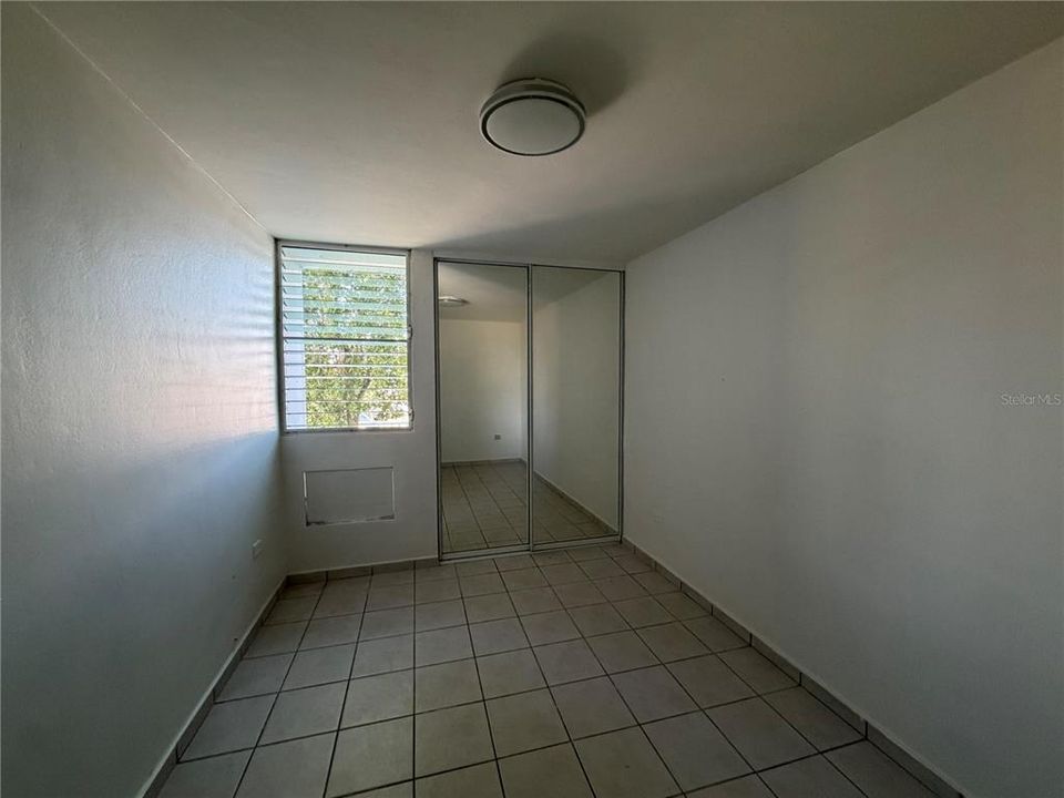 В аренду: $1,600 (3 спален, 2 ванн, 1075 Квадратных фут)