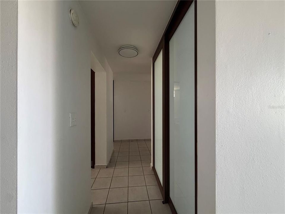 В аренду: $1,600 (3 спален, 2 ванн, 1075 Квадратных фут)