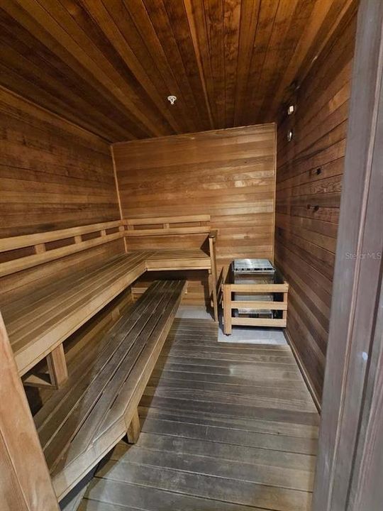 待售: $525,000 (4 贝兹, 3 浴室, 2571 平方英尺)